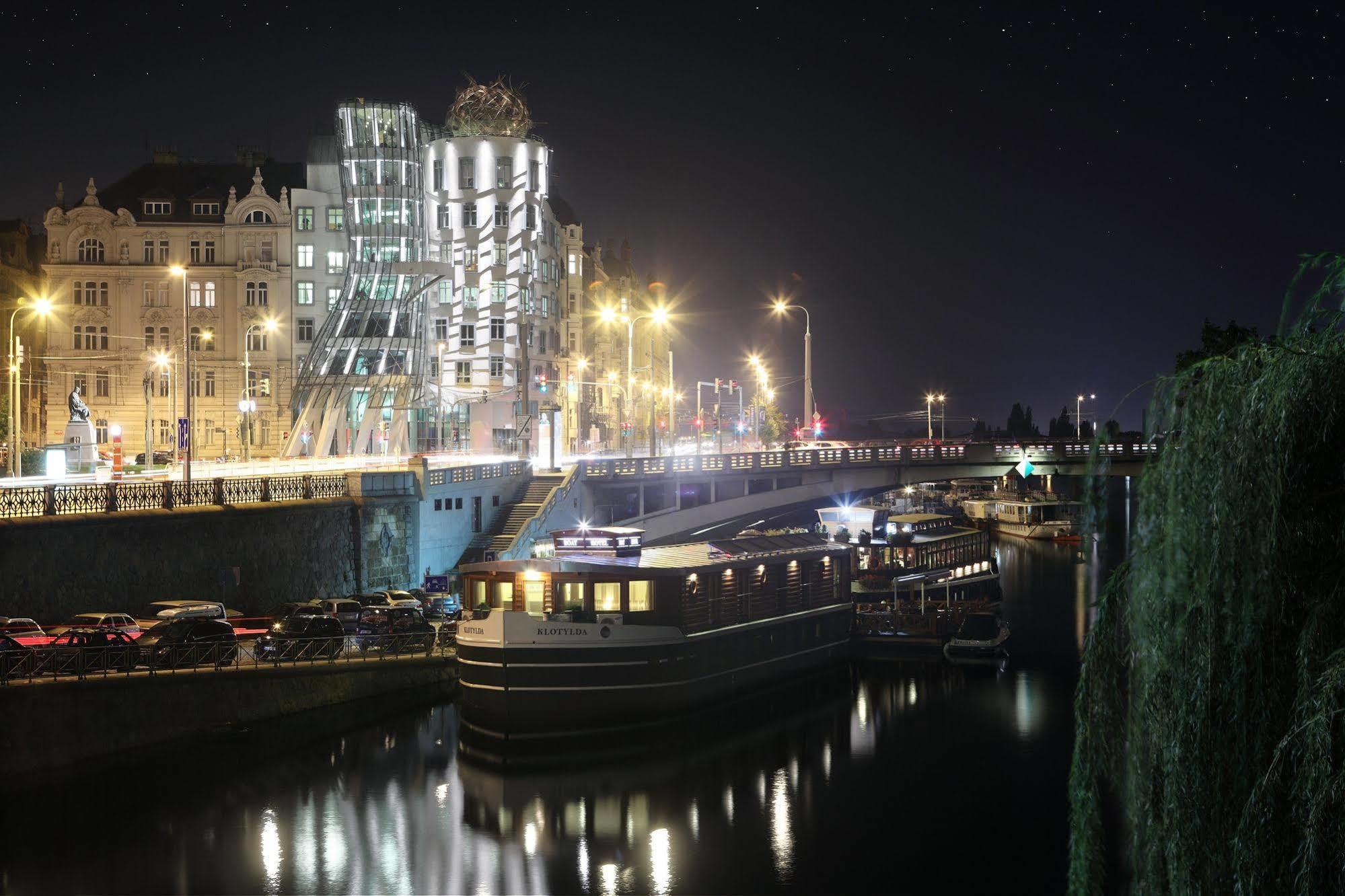 Boat Hotel Matylda Prag Dış mekan fotoğraf